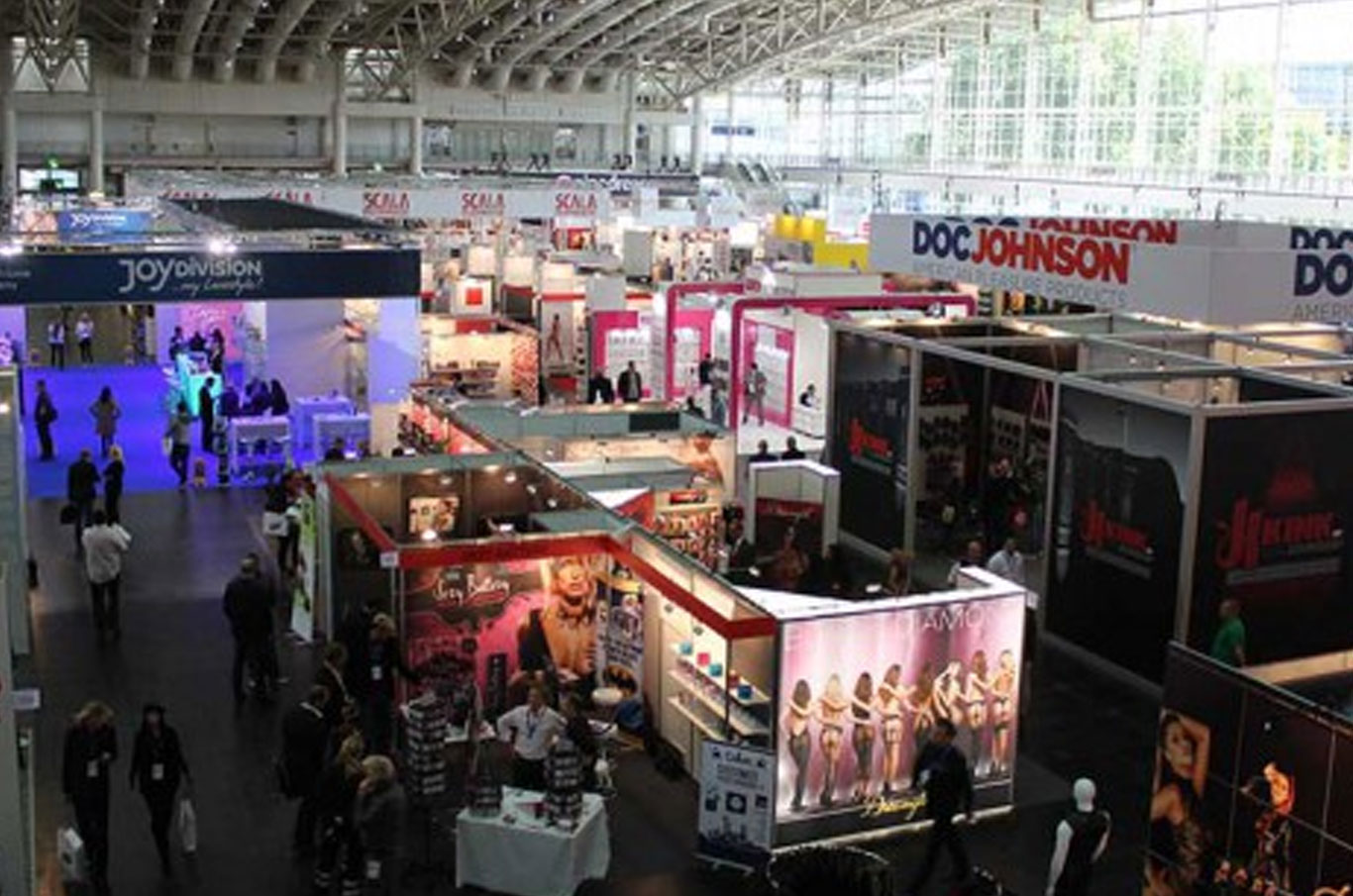 Кои са най-добрите продукти и производители, наградени на EroFame 2015