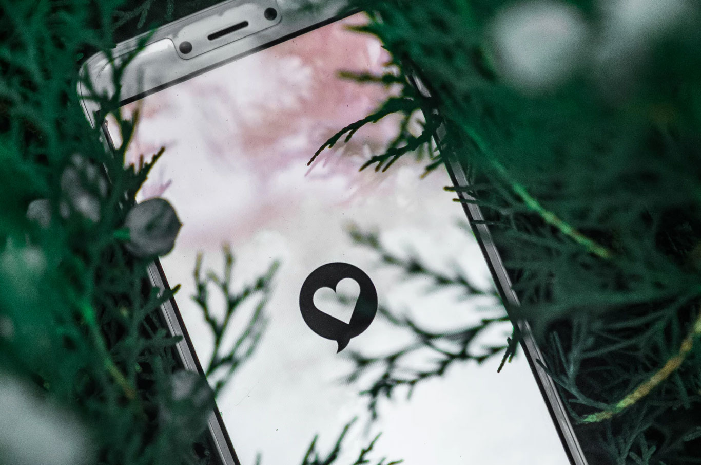 Да живееш в ерата на Tinder: плюсове и минуси