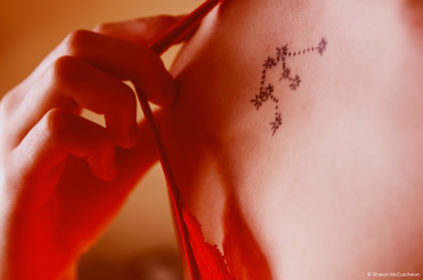 Игра със сетивата: какво е и защо хората го правят?