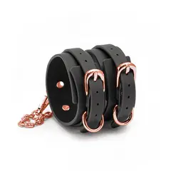 Белезници за крака за BDSM Couture