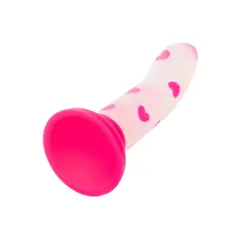 Дилдо със светещи в тъмното сърца