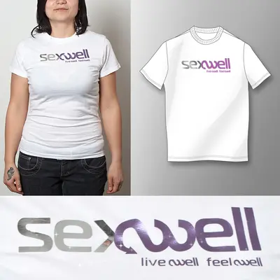 Дамска бяла тениска с блестящ надпис